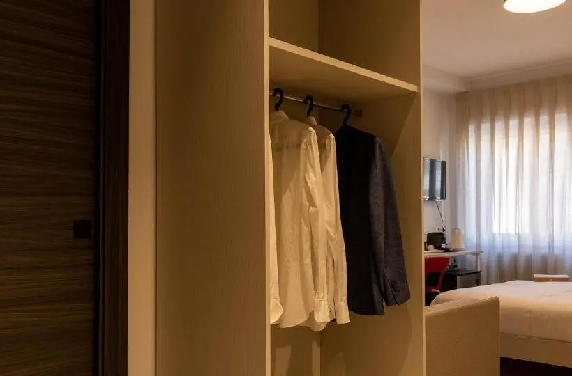 اتاق استاندارد چهار تخته, Firrao Rooms Matera