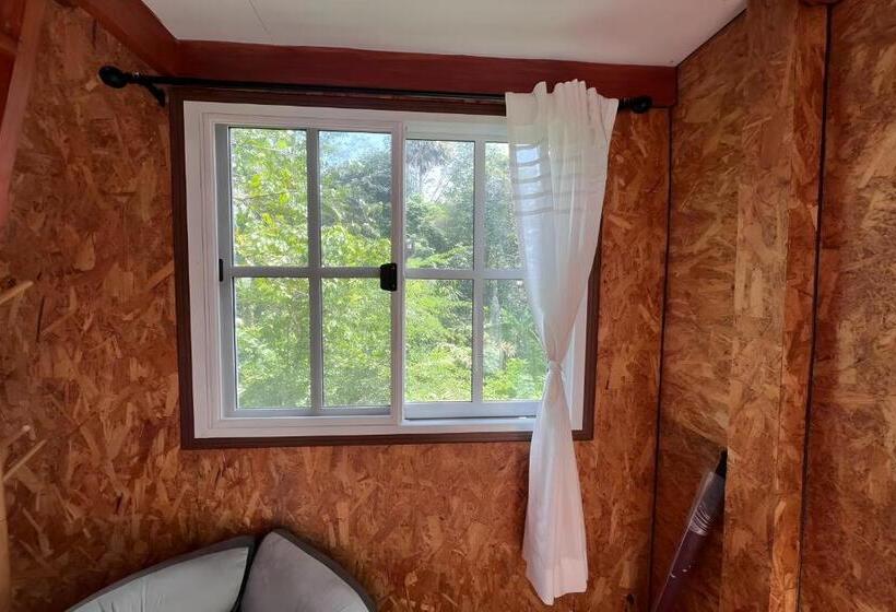 חדר סטנדרט, Rat Min House