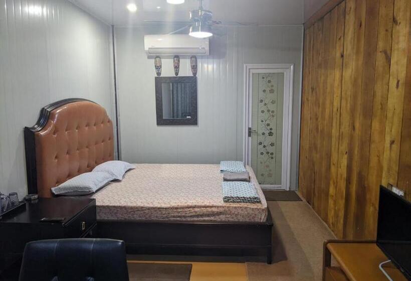 Номер Deluxe, The Cube Aerocity   A Boutique Hotel Near Igi Airport, Delhi