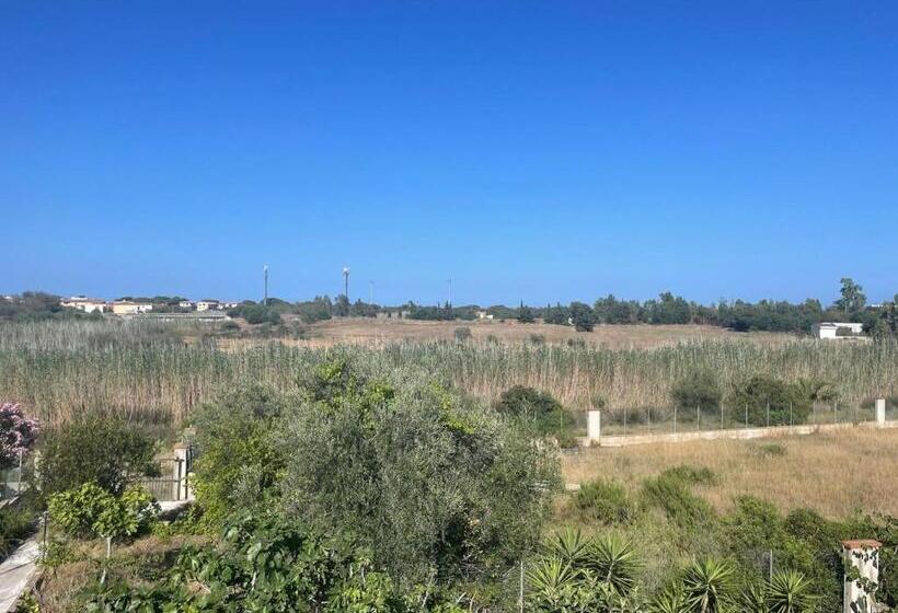 חדר סטנדרט, Luscofusco