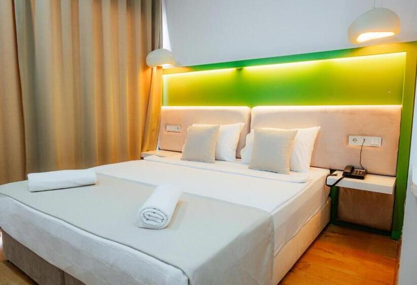 家庭套房, Regenesis Hotel & Spa