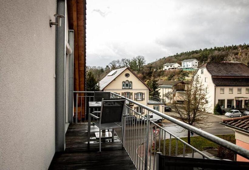 דירת חדר, Lamm Eigeltingen