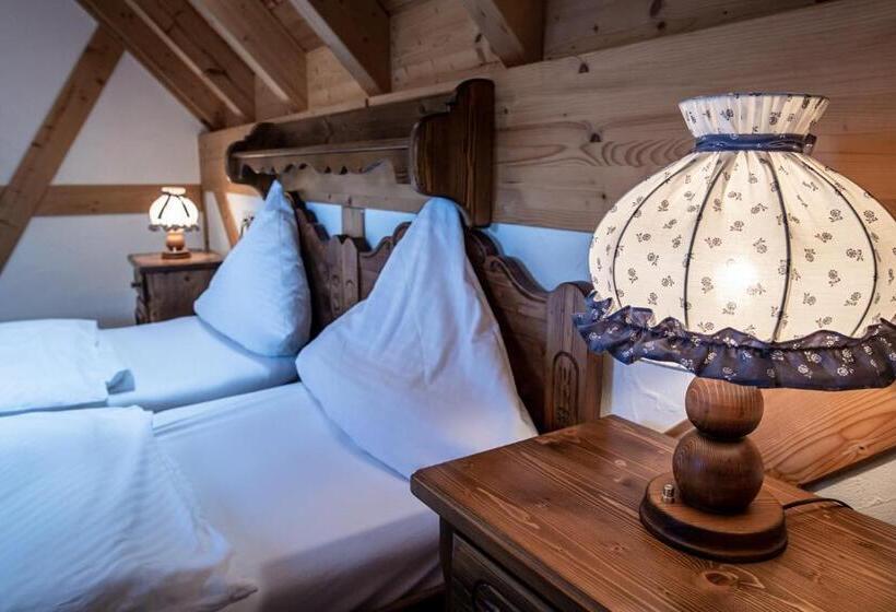 דירת חדר, Lamm Eigeltingen