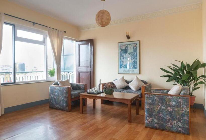 سوییت سوپریور, Sherwi Hyul