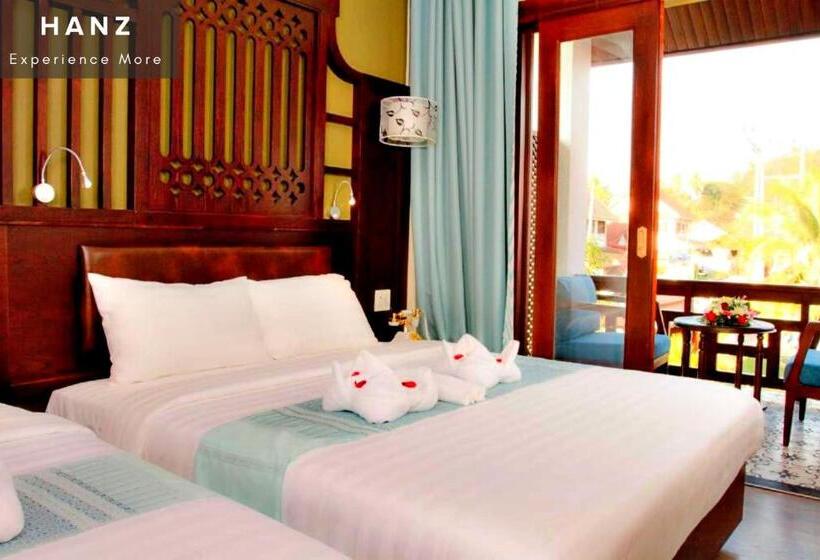 Трехместный Номер Стандарт Вид на Сад, Sunrise Hotel Luang Prabang Mekongriver