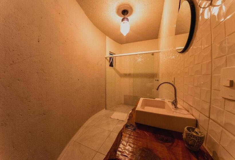 کلبه ییلاقی, Temporada Jardim Do Buda Sem Café