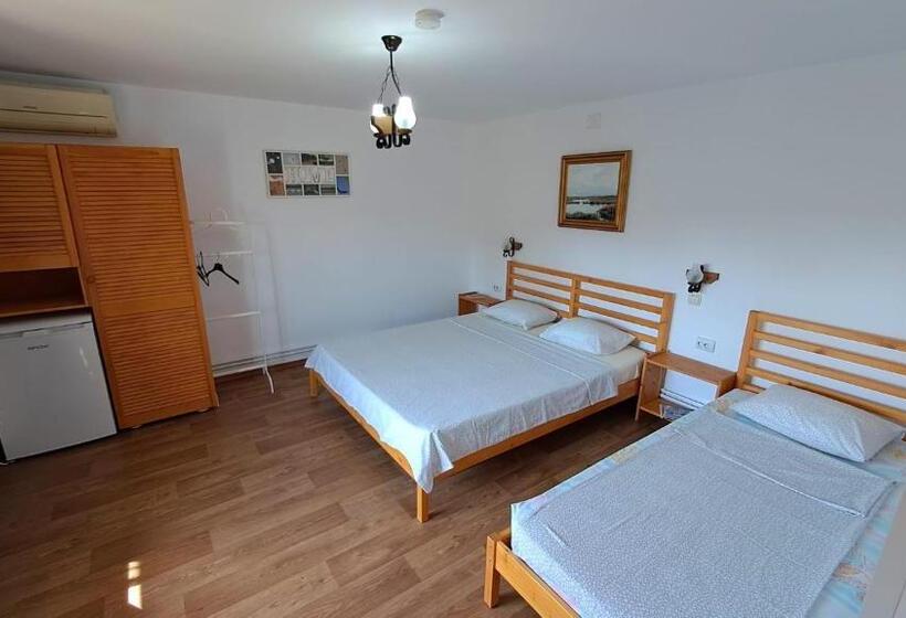 Номер Стандарт Трехместный, Briza Marii