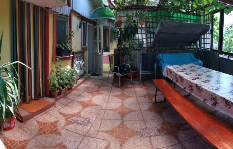 Pokój Rodzinny, La Bicu