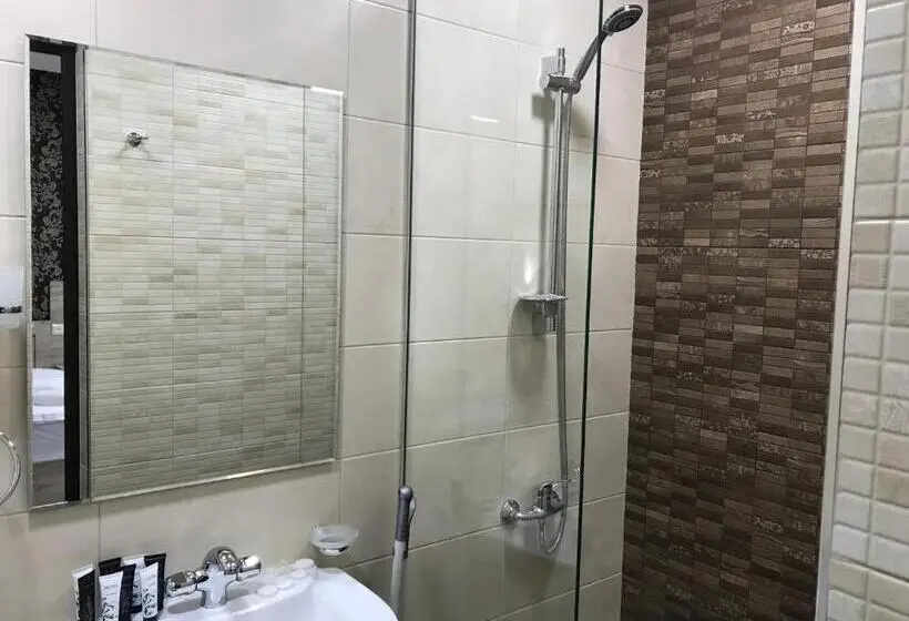 1ベッドルームのデラックスアパートメント, Kamar Hotel Ijevan