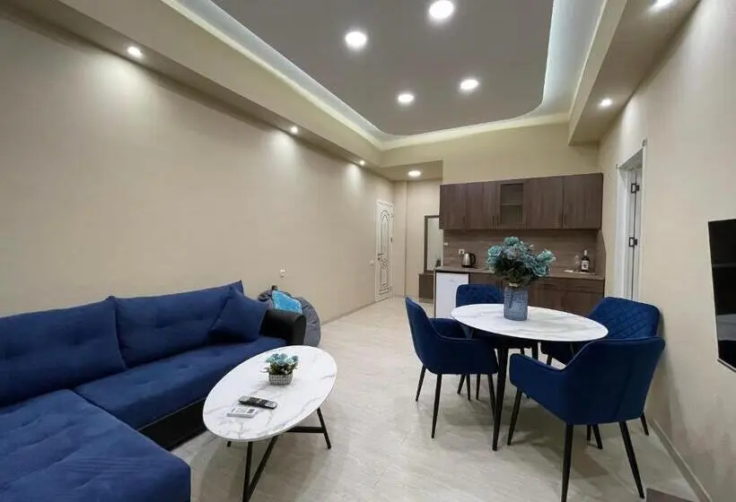 スイート, Kamar Hotel Ijevan