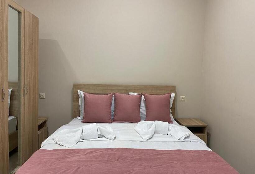 جناح غرفتين نوم, Kamar Hotel Ijevan