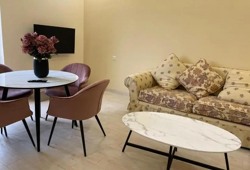 2ベッドスイートルーム, Kamar Hotel Ijevan