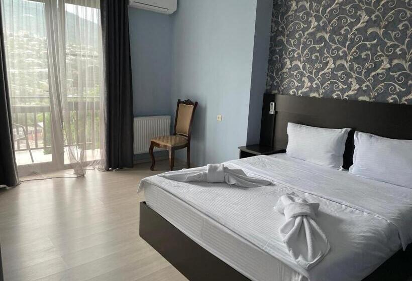 Полулюкс, Kamar Hotel Ijevan
