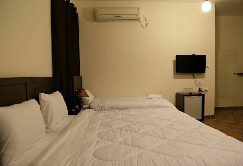 اتاق خانوادگی, Orient