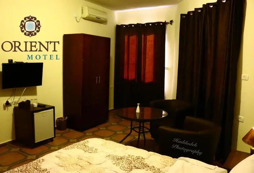 استودیو خانوادگی, Orient