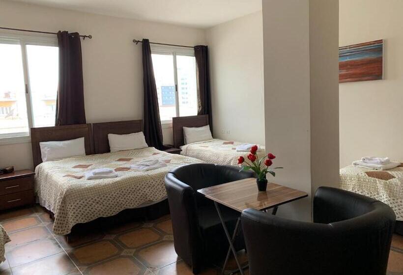 استودیو خانوادگی, Orient