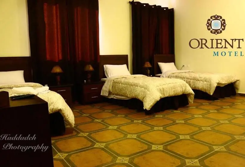 اتاق استاندارد سه نفره, Orient