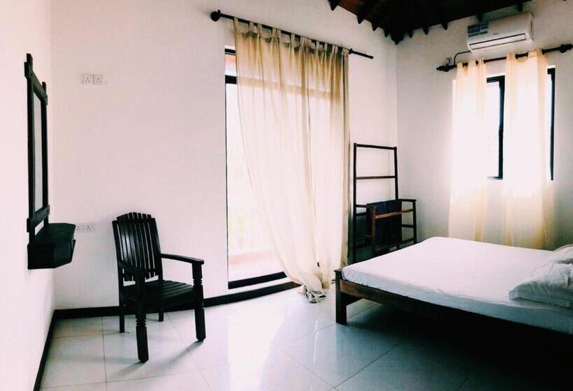 اتاق سوپریور, Sritaly Inn