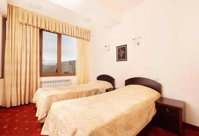 ファミリールーム, Arzni Health Resort
