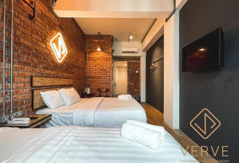 シティビューのデラックスルーム, Brick Box