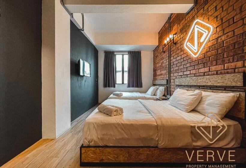 シティビューのデラックスルーム, Brick Box