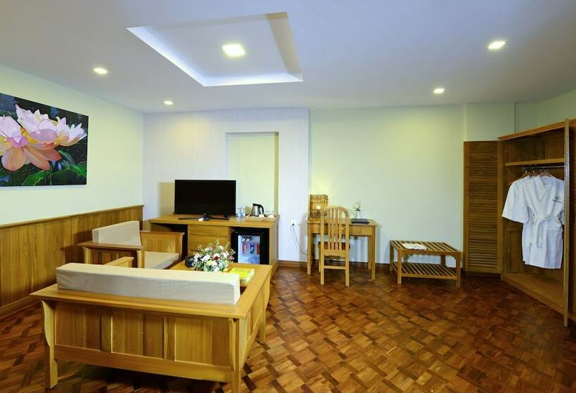سوییت, H Valley Yangon