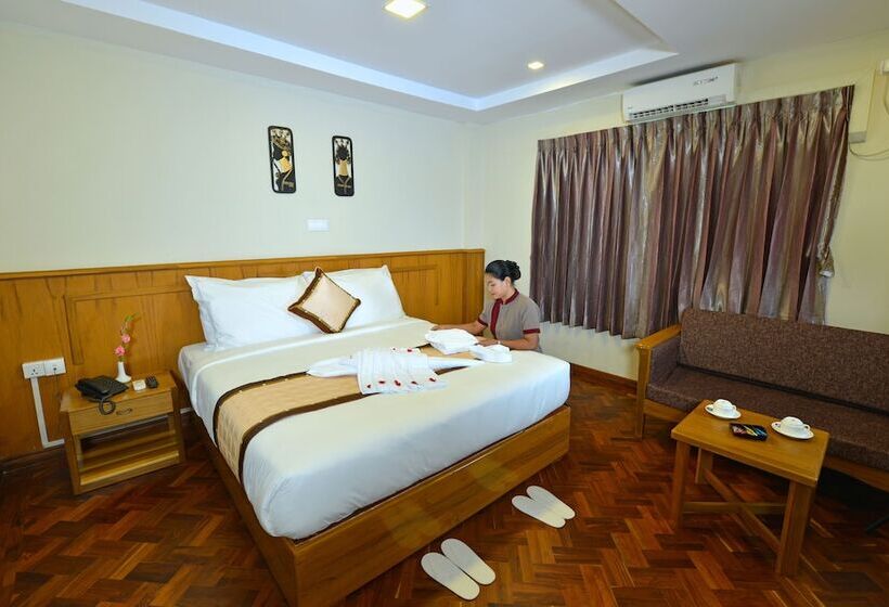 اتاق لوکس, H Valley Yangon