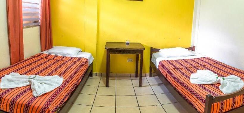 اتاق استاندارد, Berakah B&b  Central Park