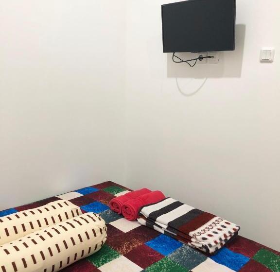 スタンダードトリプルルーム, Smart Residences At Cbd Gading Serpong By Taslim Property