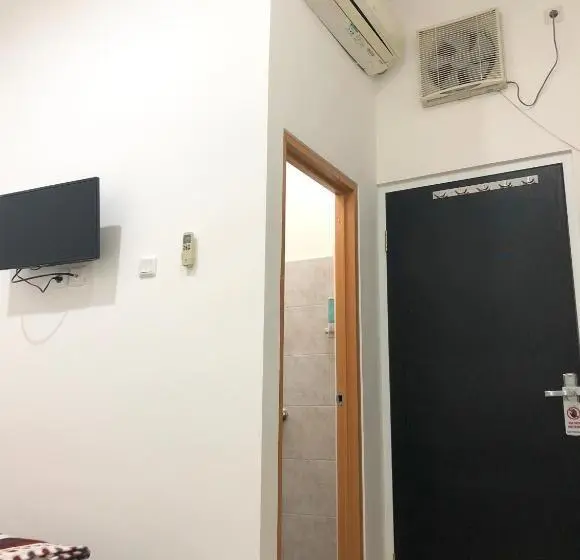 スタンダード４人部屋, Smart Residences At Cbd Gading Serpong By Taslim Property
