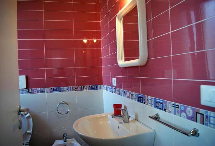 Трехместный Номер Стандарт Вид на Сад, B&b Apollonia
