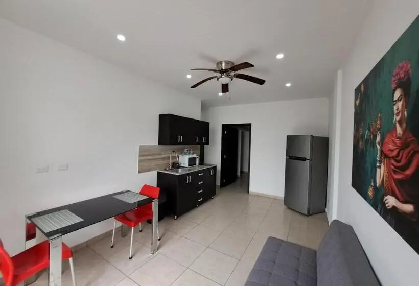 آپارتمان سوپریور 1 خوابه, Condo Kiaraluna