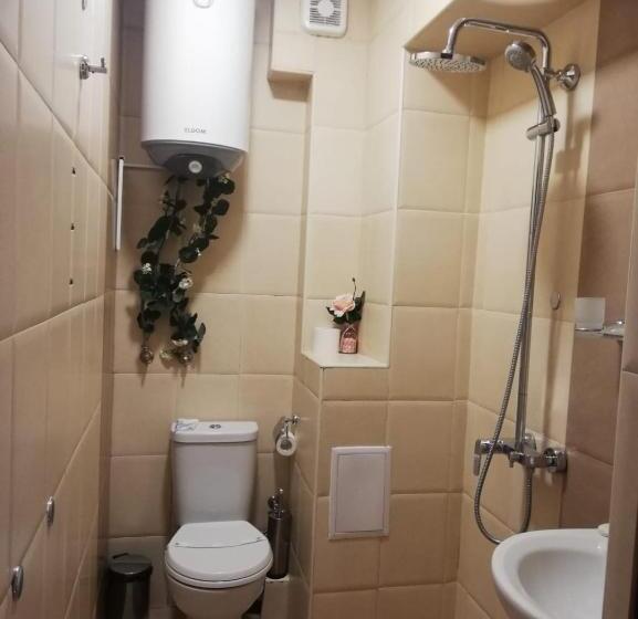 חדר דלוקס, Golden Rooms