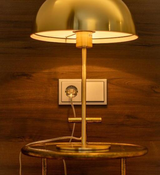 غرفة ديلوكس, Weiß