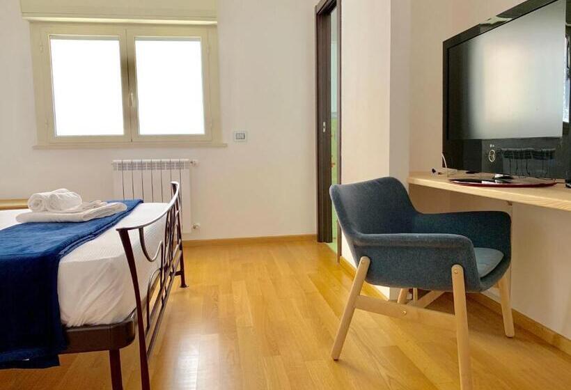 آپارتمان 1 خوابه, Searooms Stanze A Mare