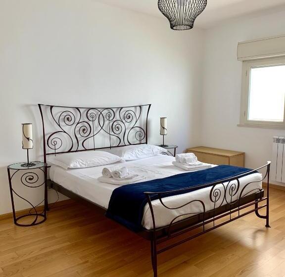 آپارتمان 1 خوابه, Searooms Stanze A Mare