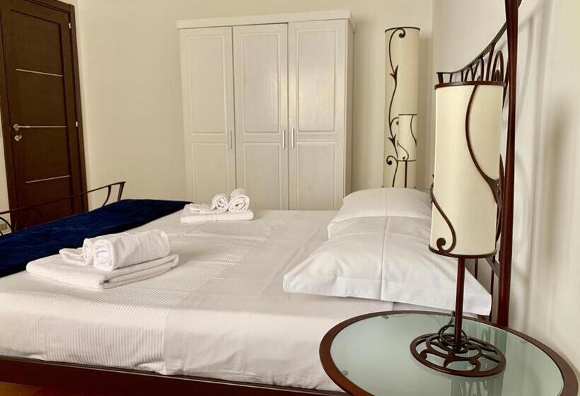 آپارتمان 1 خوابه, Searooms Stanze A Mare