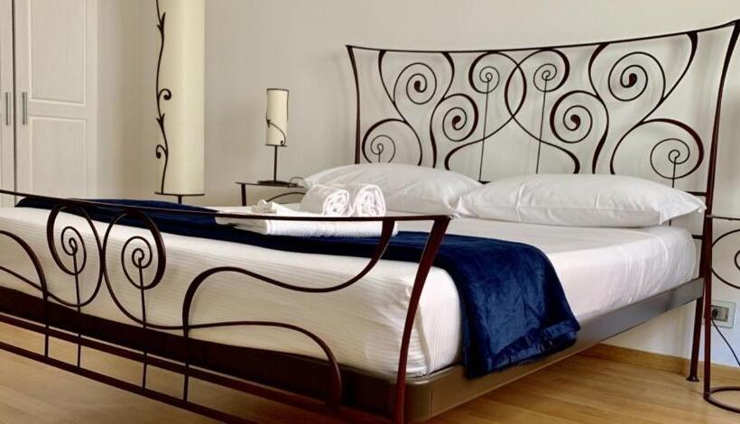 آپارتمان 1 خوابه, Searooms Stanze A Mare