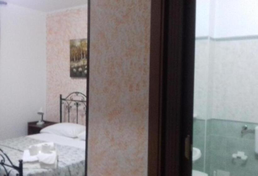 经济房, Albergo San Rocco