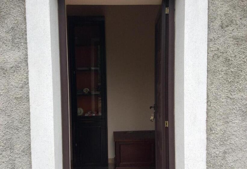 标准间带山景, Masseria Degli Alberti