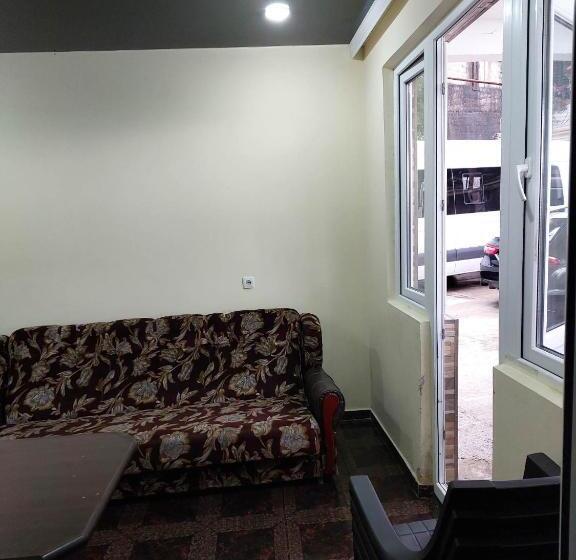 اتاق استاندارد, With Beautiful Sea And Mountain Views