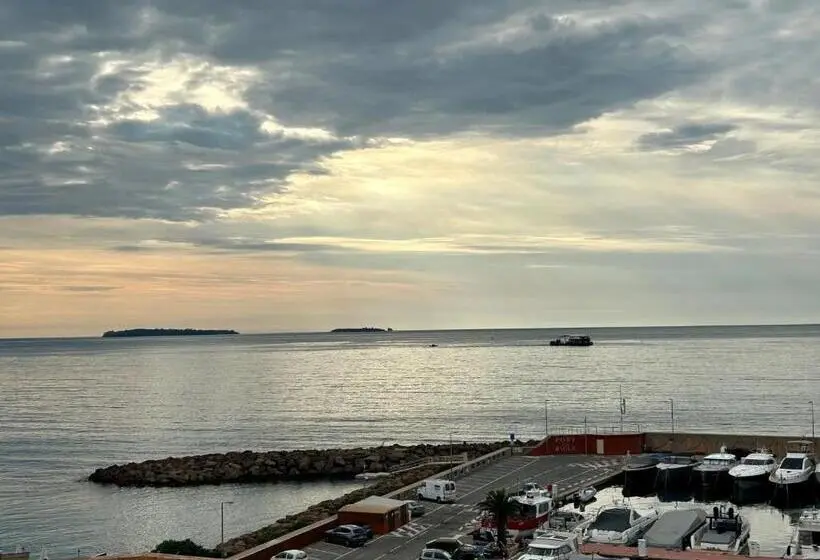 آپارتمان 1 خوابه با چشمانداز, Riviera Beach