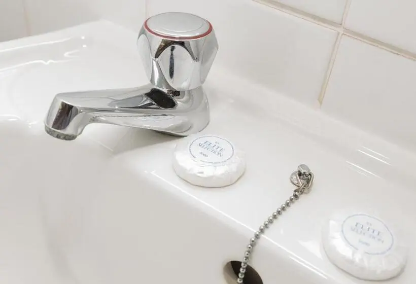 スタンダードシングルルーム, Southend Guest House   Close To Beach, Train Station & Southend Airport