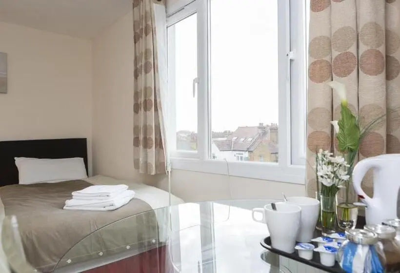 ファミリールーム, Southend Guest House   Close To Beach, Train Station & Southend Airport