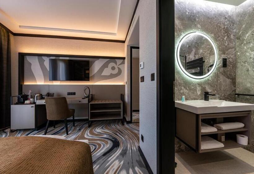 スタンダードシングルルーム, Debrecen