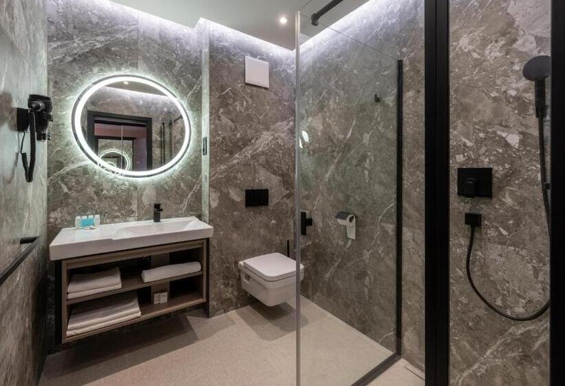 スーペリアールーム, Debrecen