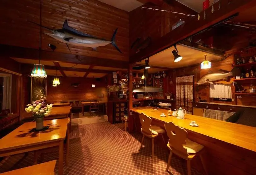 エコノミー4人部屋, Lake Village Donaludo Pension
