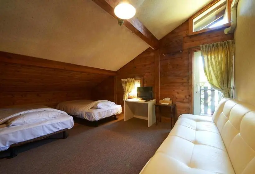 エコノミー4人部屋, Lake Village Donaludo Pension