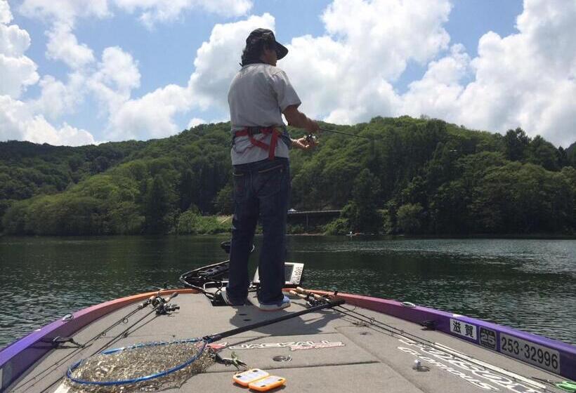 エコノミー4人部屋, Lake Village Donaludo Pension