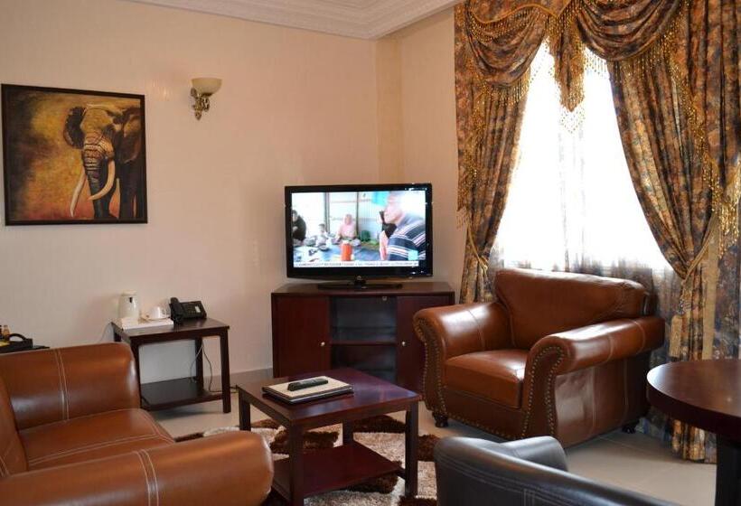 سوییت سوپریور, Africa